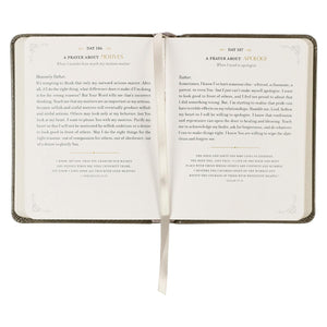 Daily Prayers for Graduates Gray Faux Leather Devotional (One Minute Devotions)